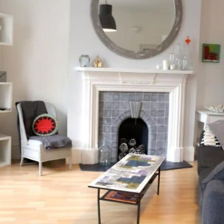 דירות לונדון Trendy 2Bd Flat In West Hampstead מראה חיצוני תמונה